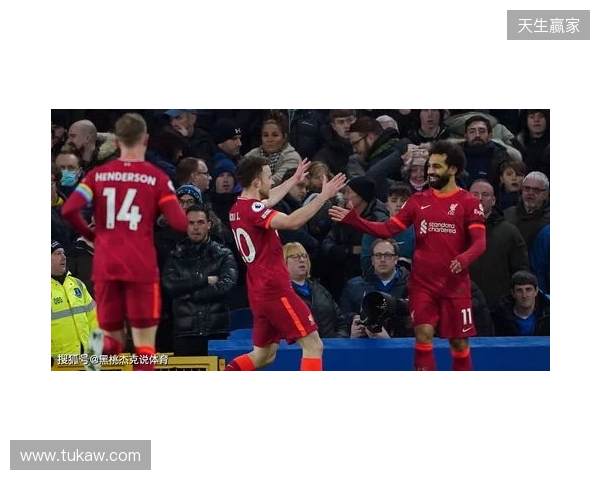 利物浦客战利兹联:萨拉赫、伊萨克替补,维尔茨、琼斯首发 利物浦客战利兹联:萨拉赫、伊萨克替补,维尔茨、琼斯首发