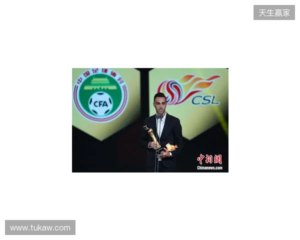 本赛季最佳裁判、最佳助理裁判评选出炉！马宁：祝贺大家