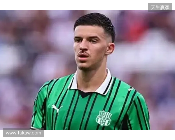 米体:曼联和国米都对穆哈雷莫维奇感兴趣,尤文有50%的二转分成 米体:曼联和国米都对穆哈雷莫维奇感兴趣,尤文有50%的二转分成