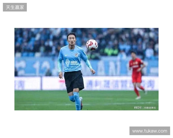 官方:36岁老将晋鹏翔加盟重庆铜梁龙 官方:36岁老将晋鹏翔加盟重庆铜梁龙