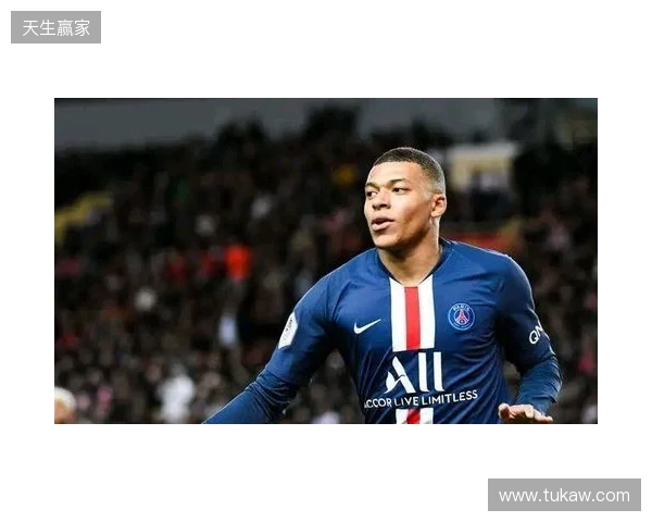 拉门斯:场外我只是个普通人;作为门将我最大的偶像是诺伊尔 拉门斯:场外我只是个普通人;作为门将我最大的偶像是诺伊尔