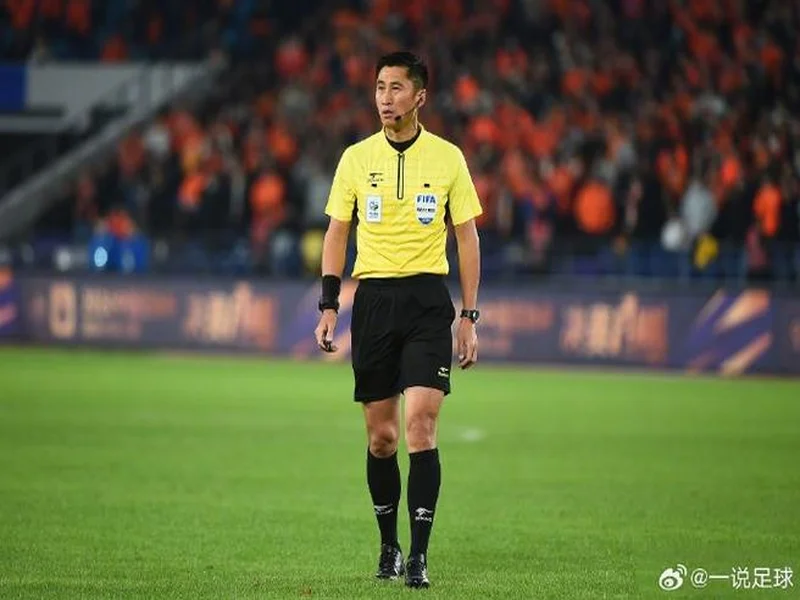 本赛季最佳裁判、最佳助理裁判评选出炉！马宁：祝贺大家
